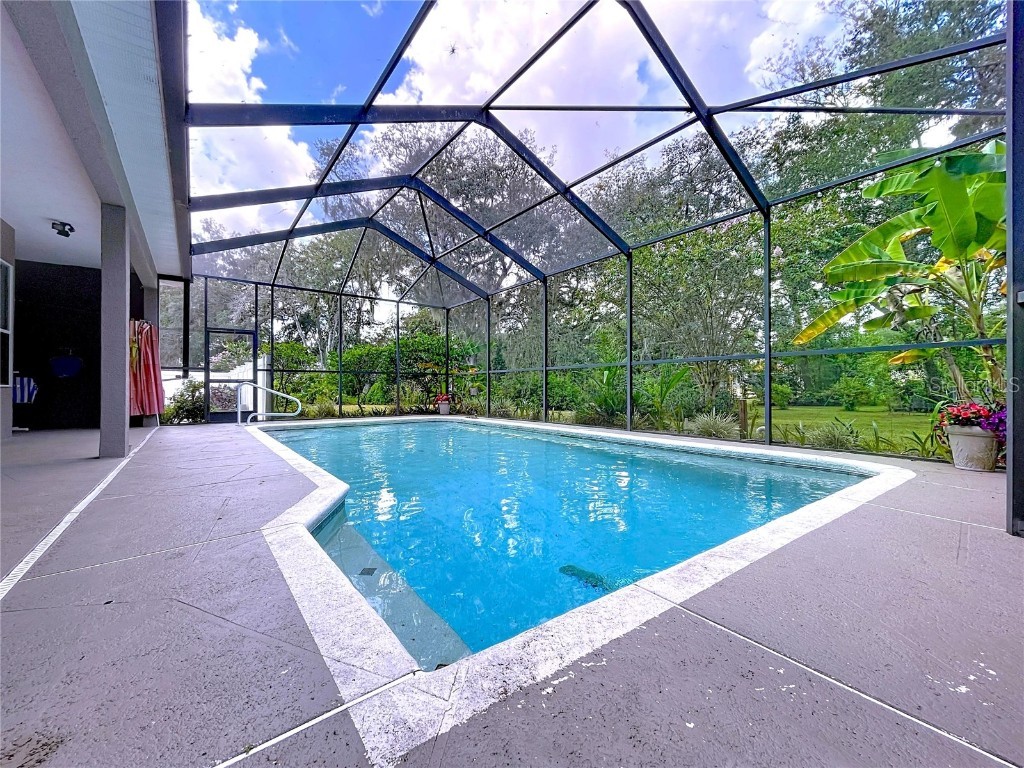 5123 Shorewood Drive Dade City FL 33523 TB8425571 image89