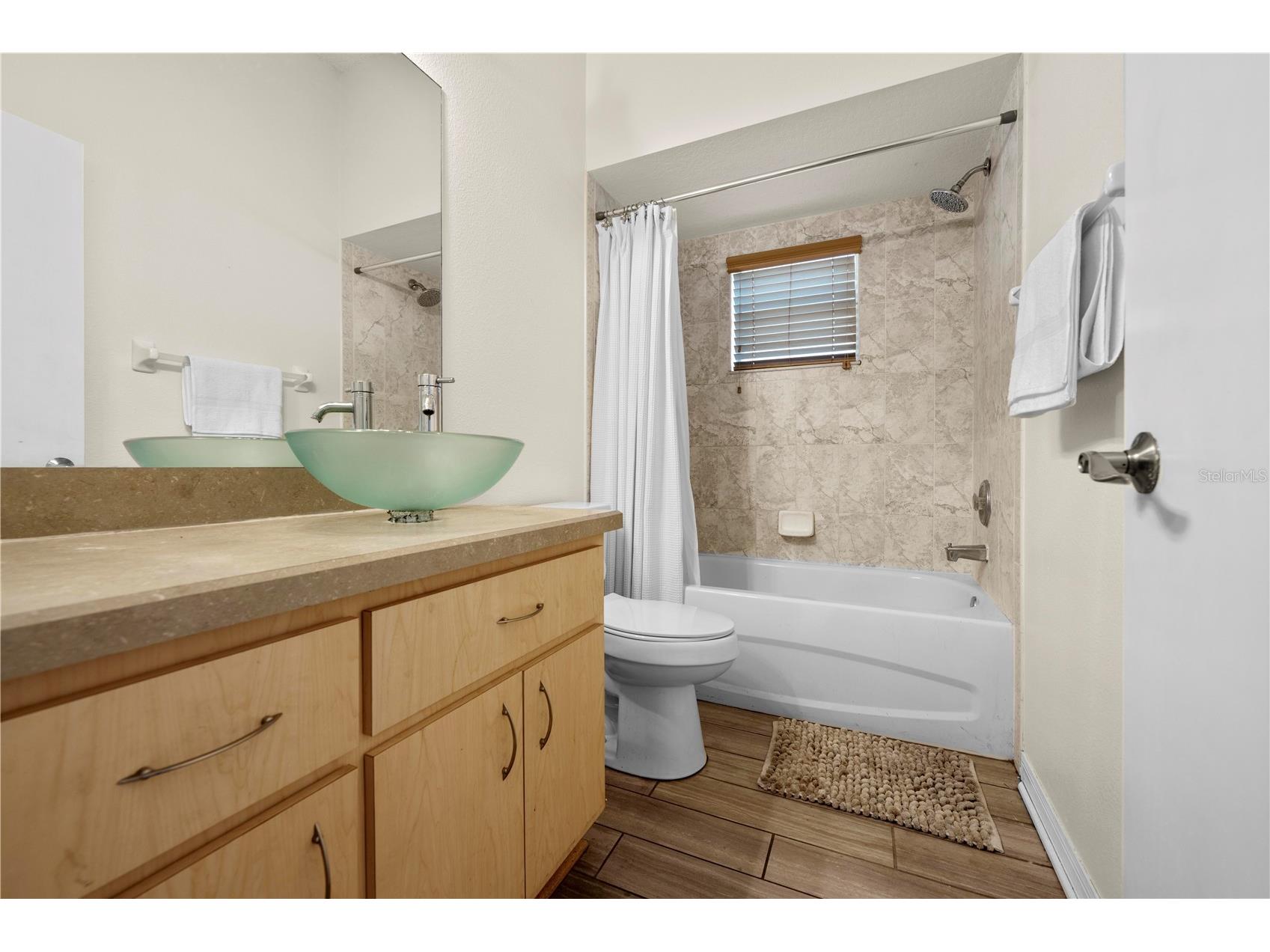 5123 Shorewood Drive Dade City FL 33523 TB8470795 image22