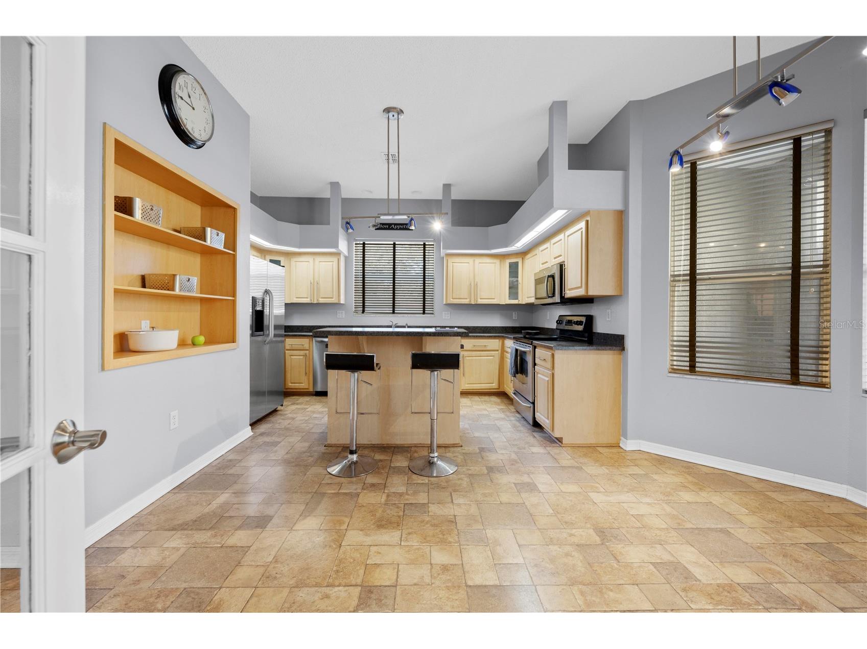 5123 Shorewood Drive Dade City FL 33523 TB8470795 image25