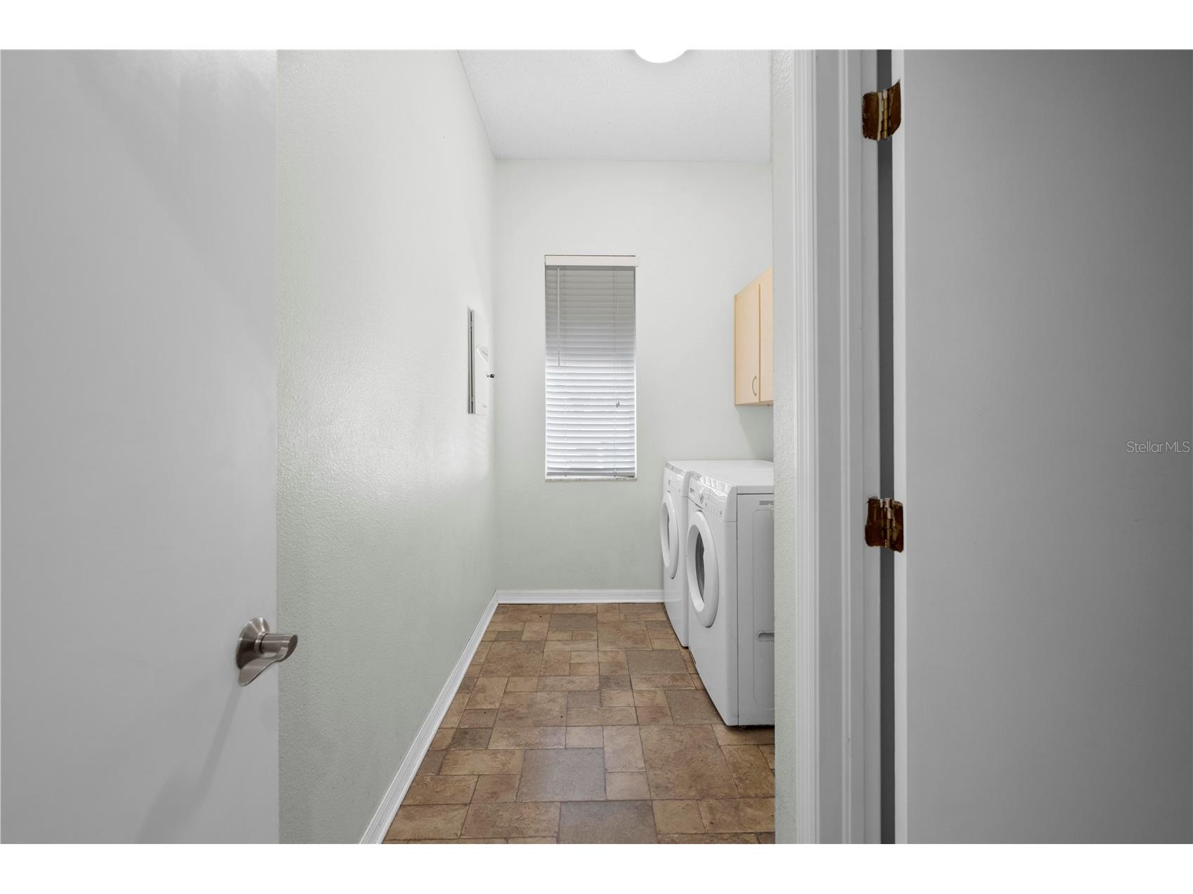 5123 Shorewood Drive Dade City FL 33523 TB8470795 image34