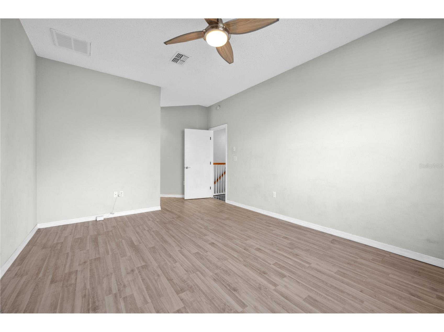 5123 Shorewood Drive Dade City FL 33523 TB8470795 image47