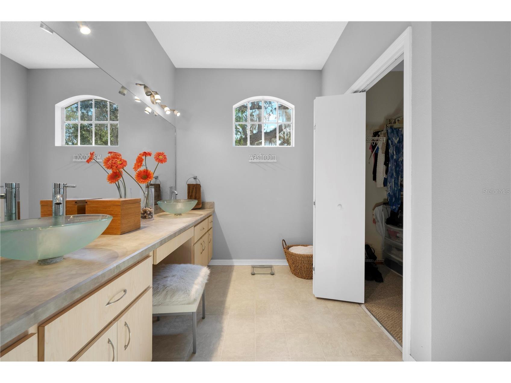 5123 Shorewood Drive Dade City FL 33523 TB8470795 image49