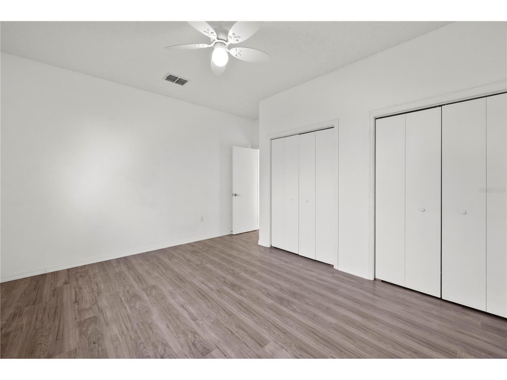 5123 Shorewood Drive Dade City FL 33523 TB8470795 image59