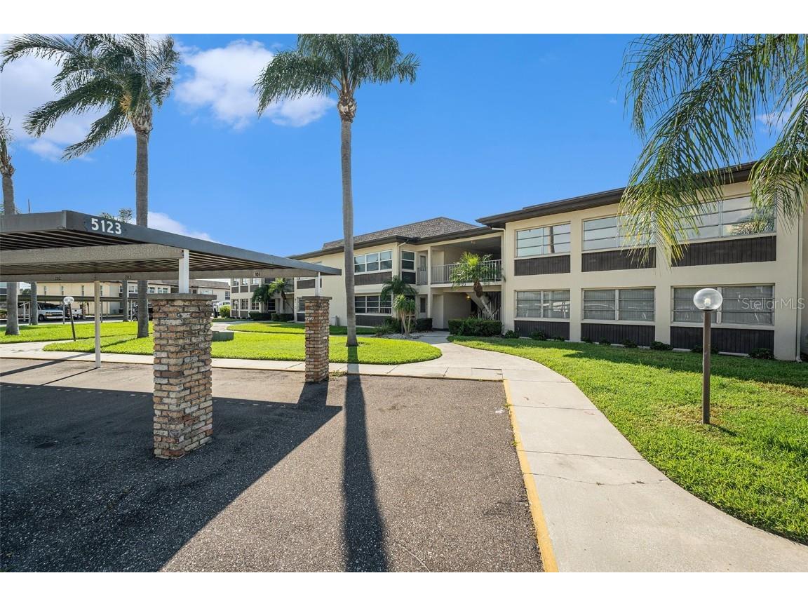 5123 Topaz Lane #202 New Port Richey FL 34652 TB8411742 image2