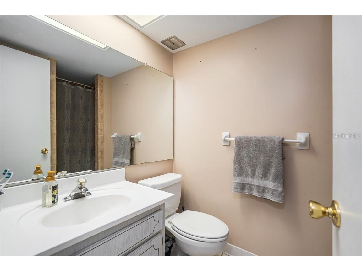 5123 Topaz Lane #202 New Port Richey FL 34652 TB8411742 image20