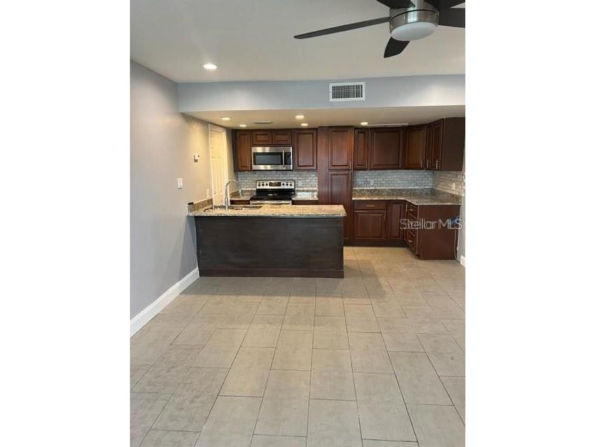 5123 Topaz Lane #204G New Port Richey FL 34652 TB8418122 image4