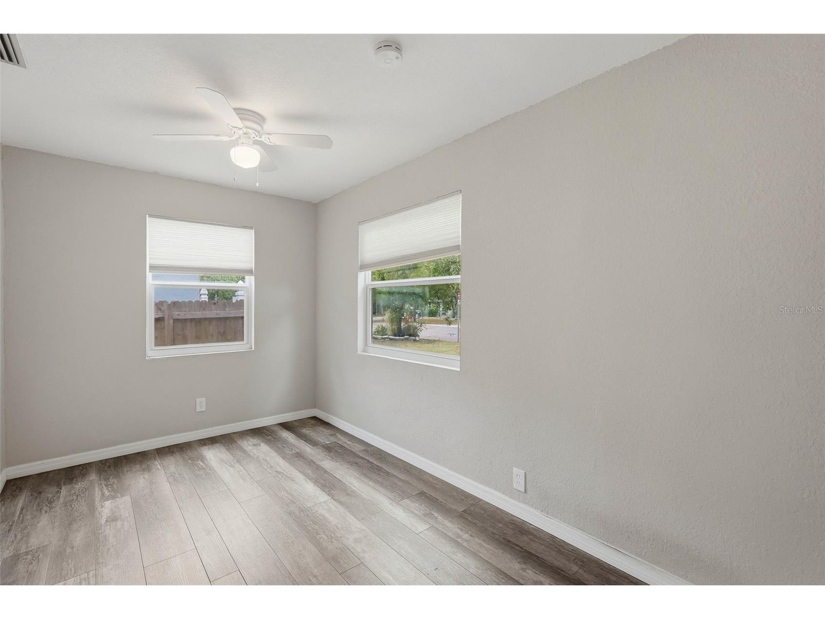 5124 19th Street N Saint Petersburg FL 33714 TB8507377 image11