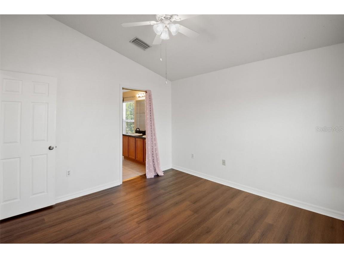 5124 5th Way N Saint Petersburg FL 33703 TB8445613 image19