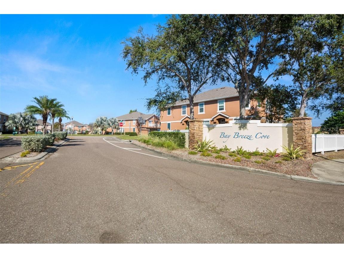 5124 5th Way N Saint Petersburg FL 33703 TB8445613 image2