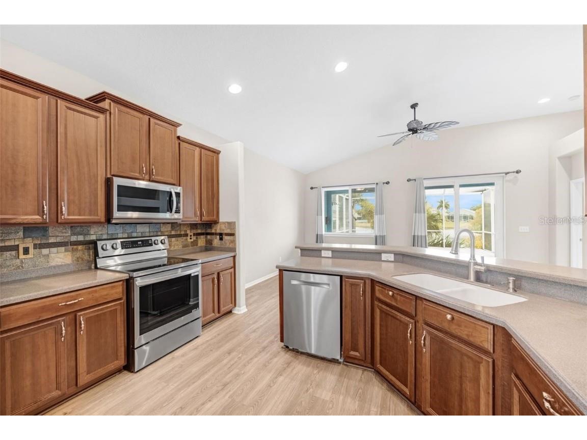 5124 Clover Mist Drive Apollo Beach FL 33572 TB8451796 image10