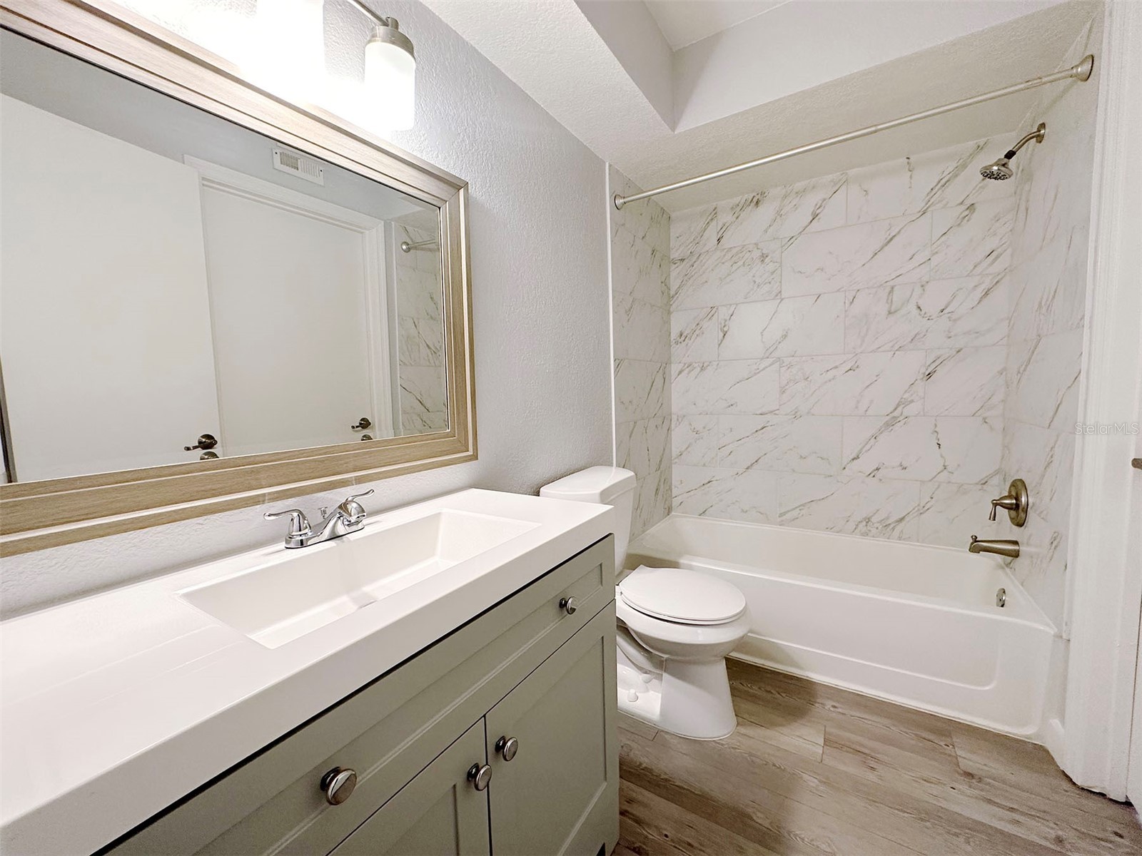 5124 Conroy Road #12 Orlando FL 32811 O6403287 image18