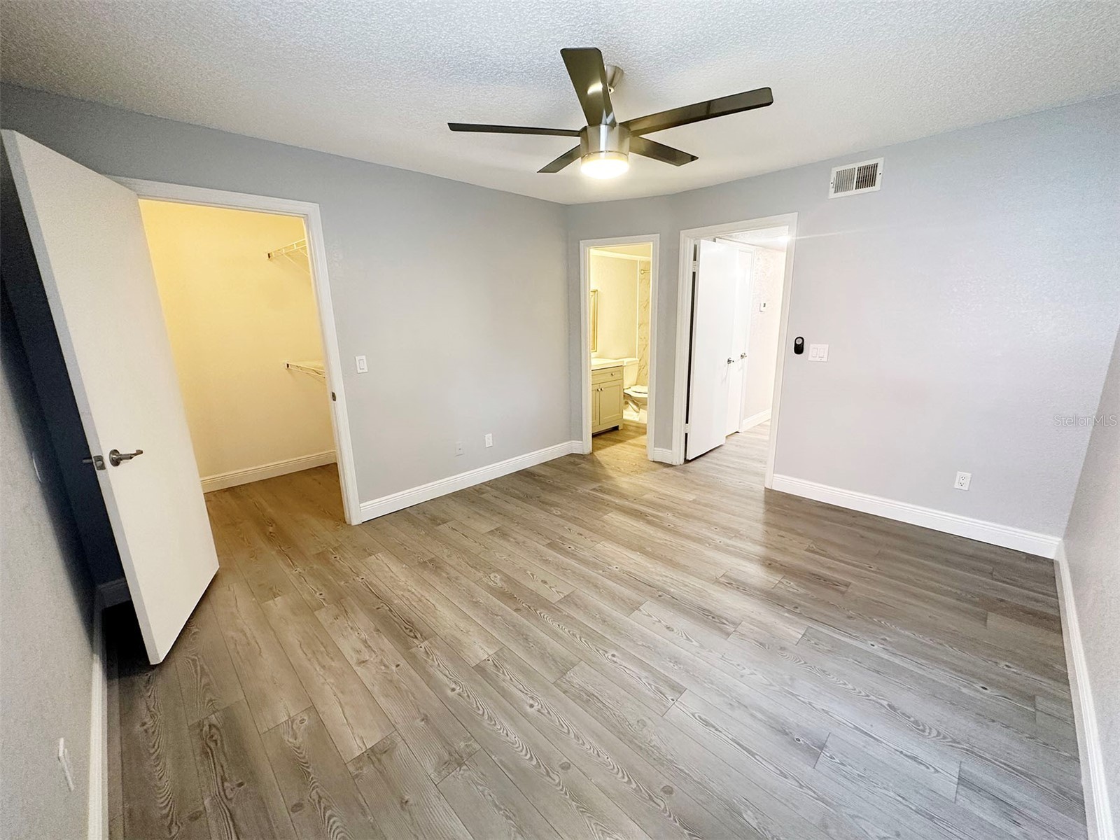 5124 Conroy Road #12 Orlando FL 32811 O6403287 image19