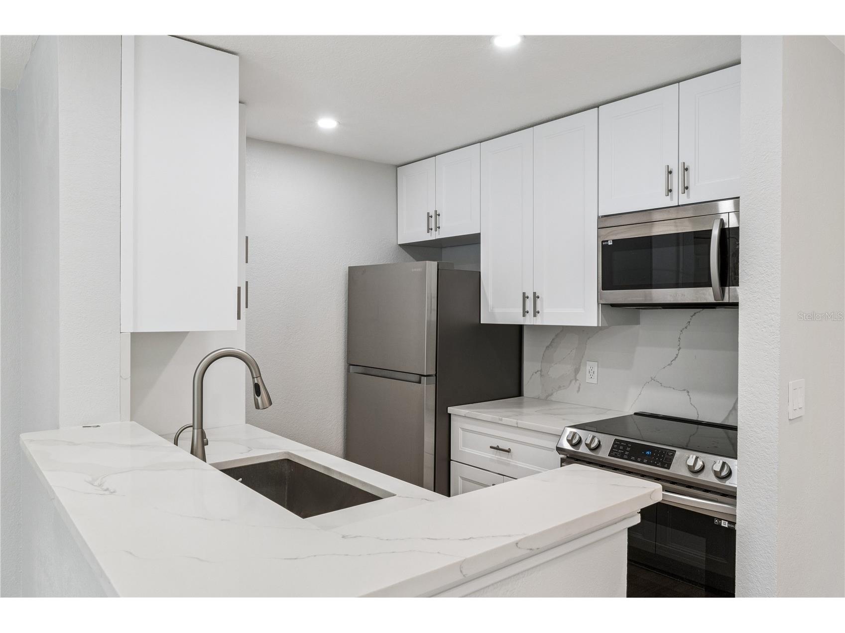 5124 Conroy Road #24 Orlando FL 32811 G5103714 image4