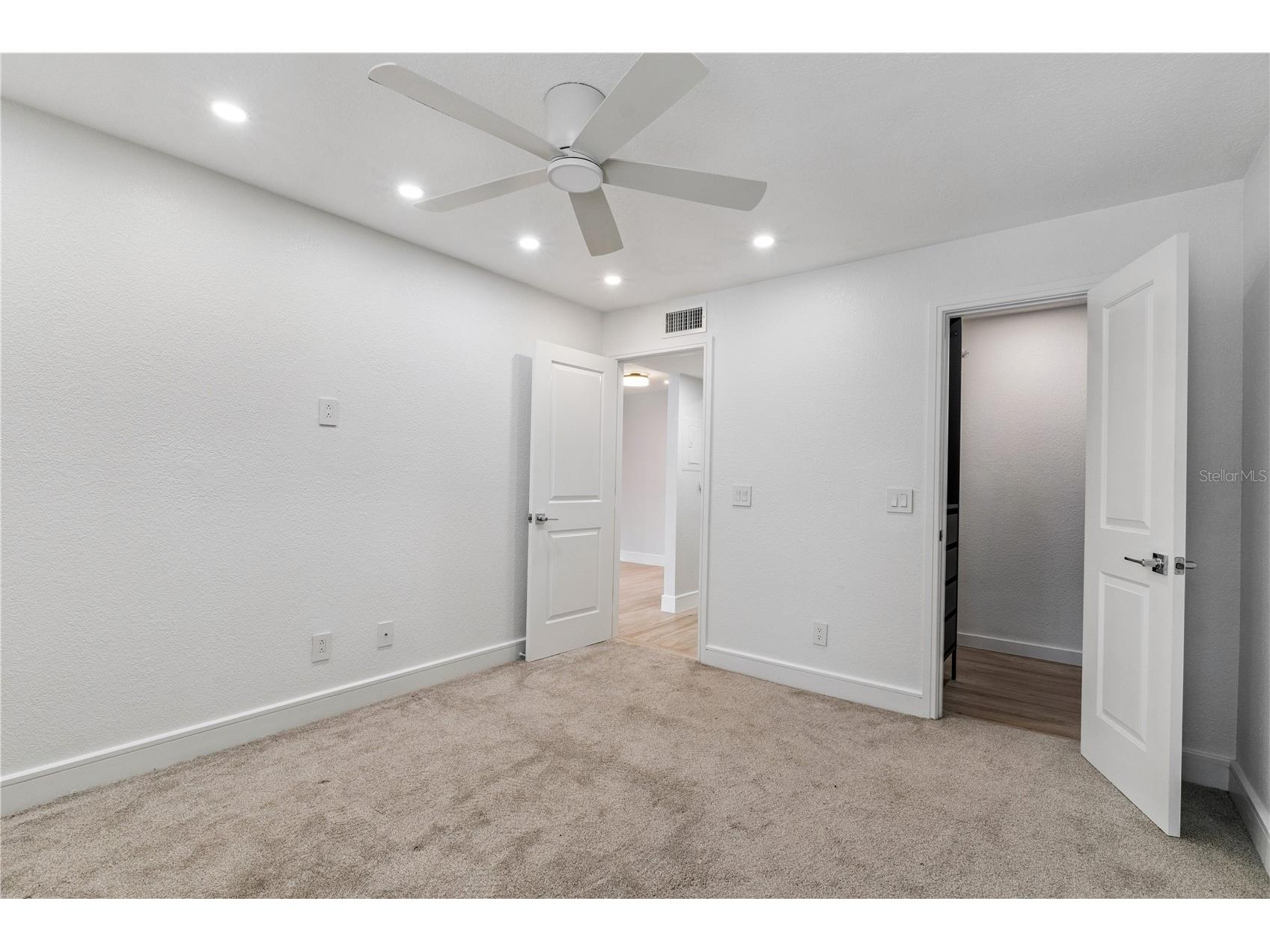 5124 Conroy Road #24 Orlando FL 32811 G5103714 image9