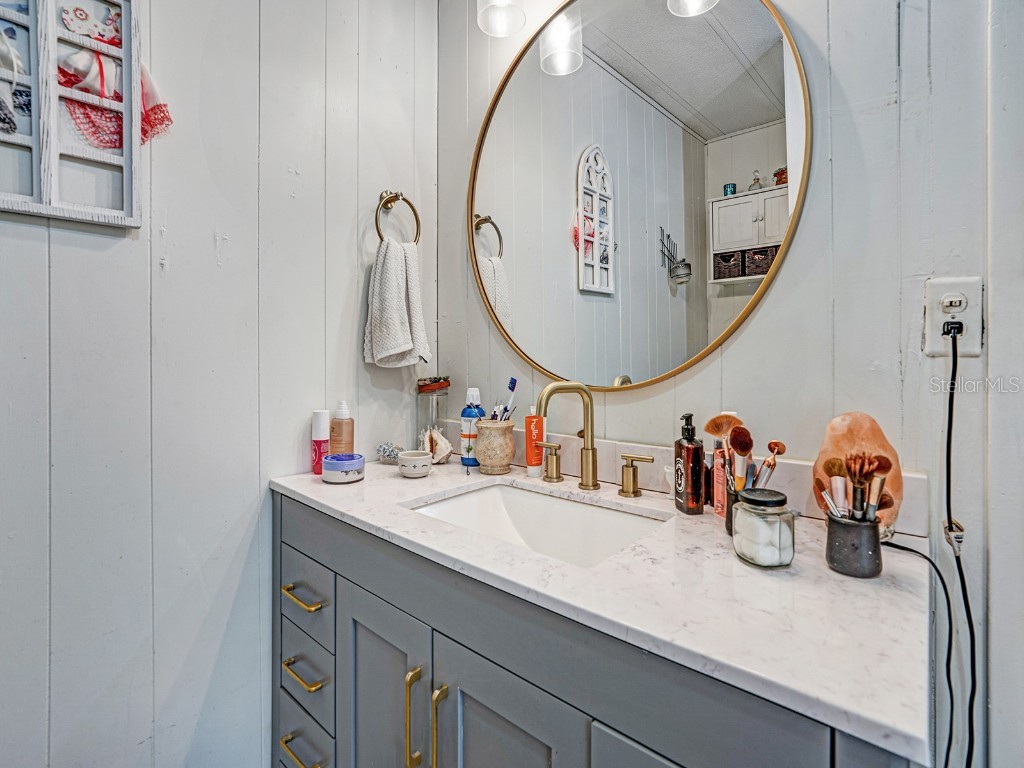 5124 Darlington Road Holiday FL 34690 TB8455401 image16