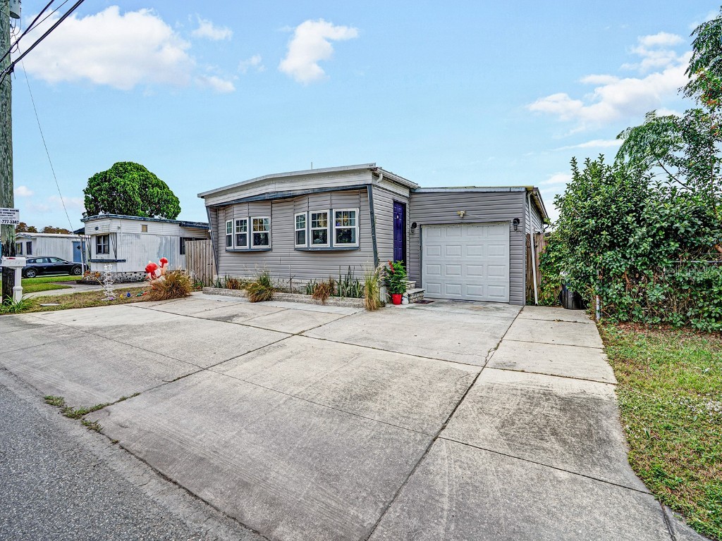 5124 Darlington Road Holiday FL 34690 TB8455401 image2