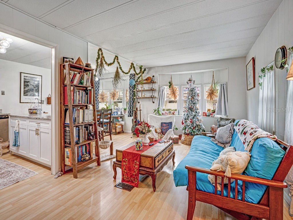 5124 Darlington Road Holiday FL 34690 TB8455401 image5