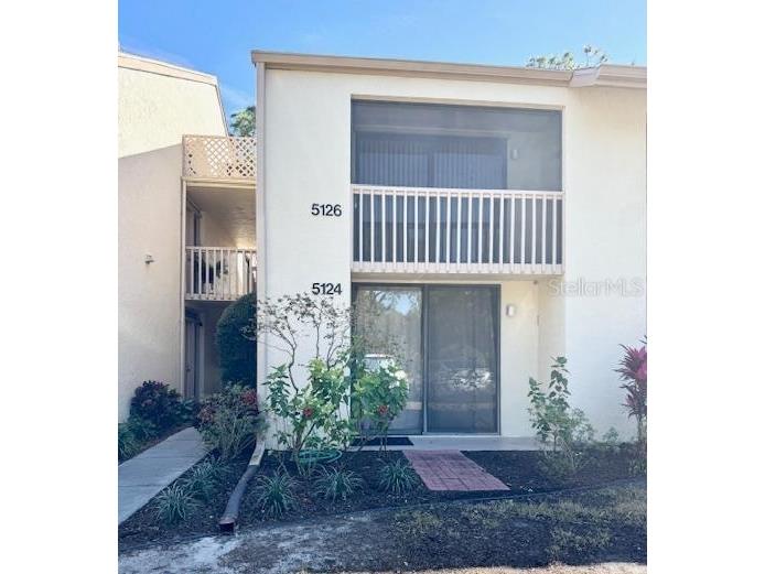5124 Harpers Croft #7 Sarasota FL 34235 A4679022 image1