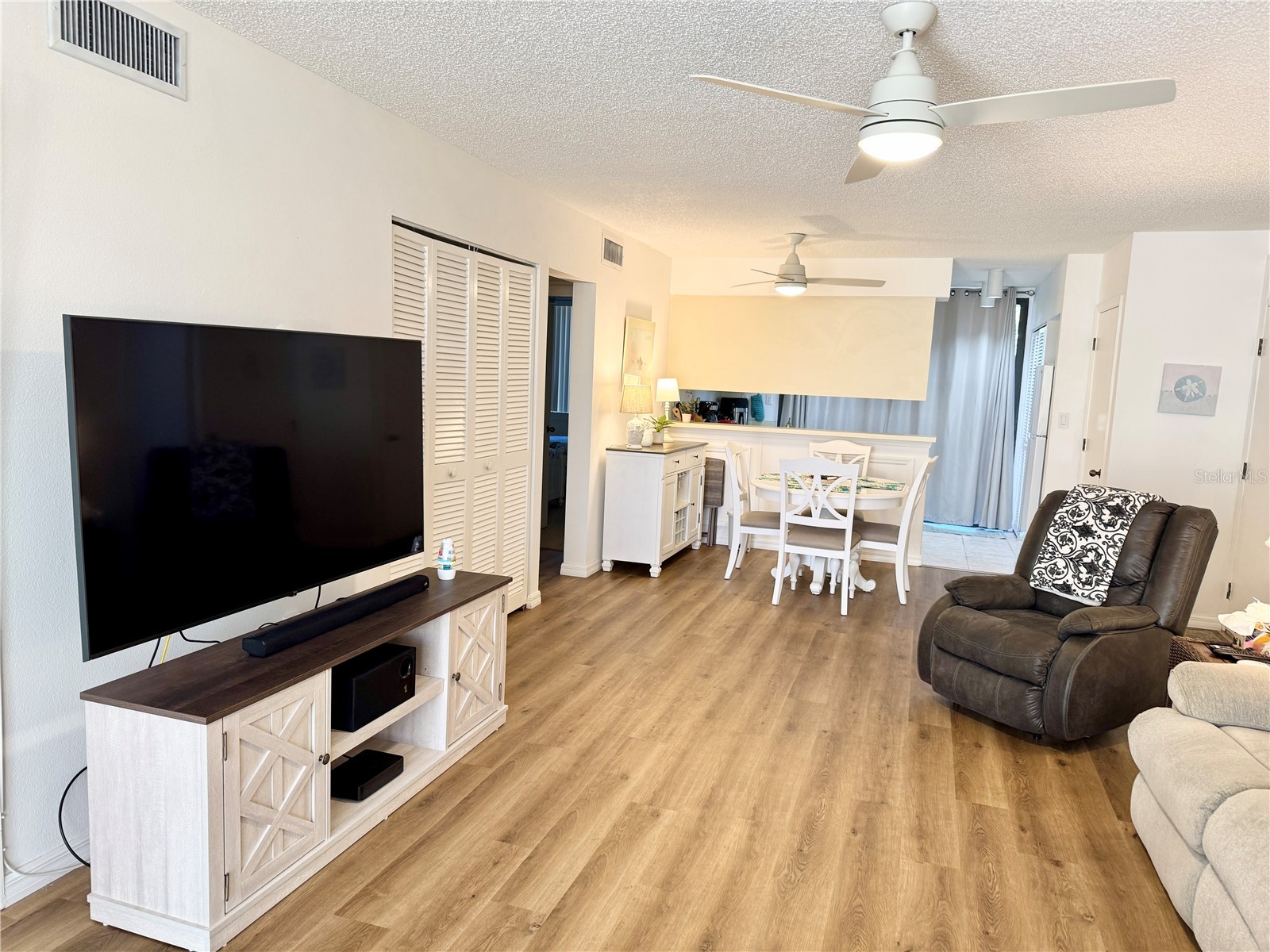 5124 Harpers Croft #7 Sarasota FL 34235 A4679022 image12