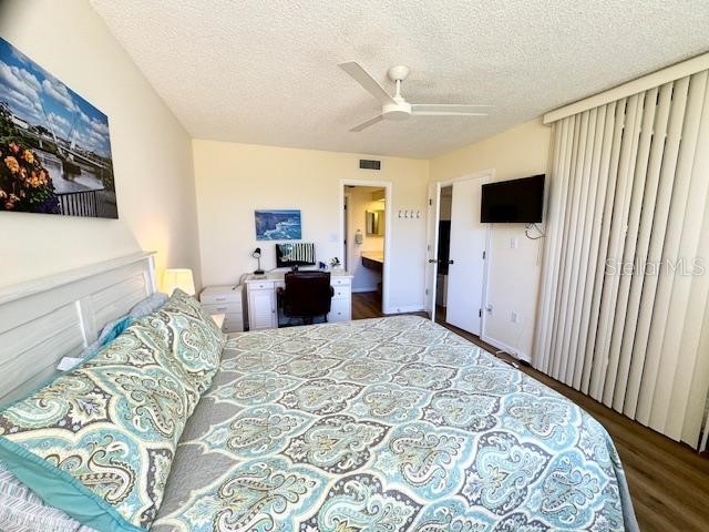 5124 Harpers Croft #7 Sarasota FL 34235 A4679022 image27