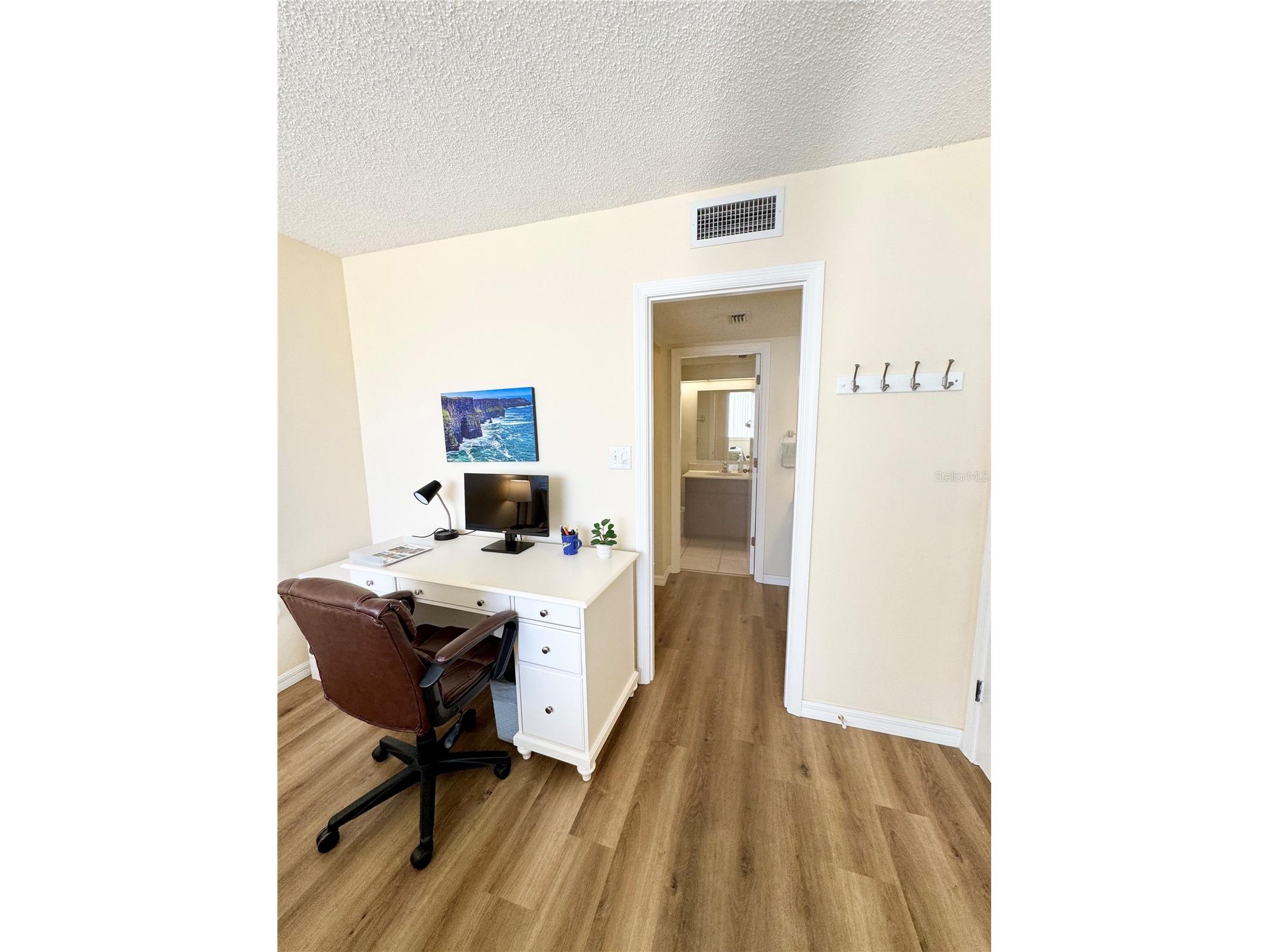 5124 Harpers Croft #7 Sarasota FL 34235 A4679022 image32