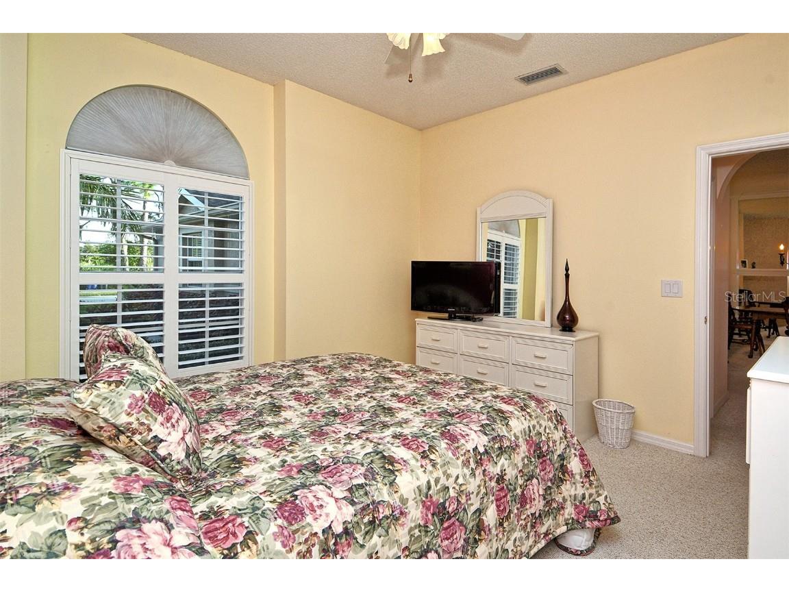 5124 Mahogany Run Avenue Sarasota FL 34241 A4671999 image27