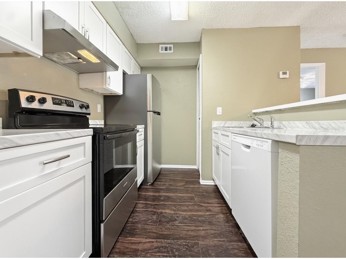 5124 Park Central Drive #527 Orlando FL 32839 O6400054 image11