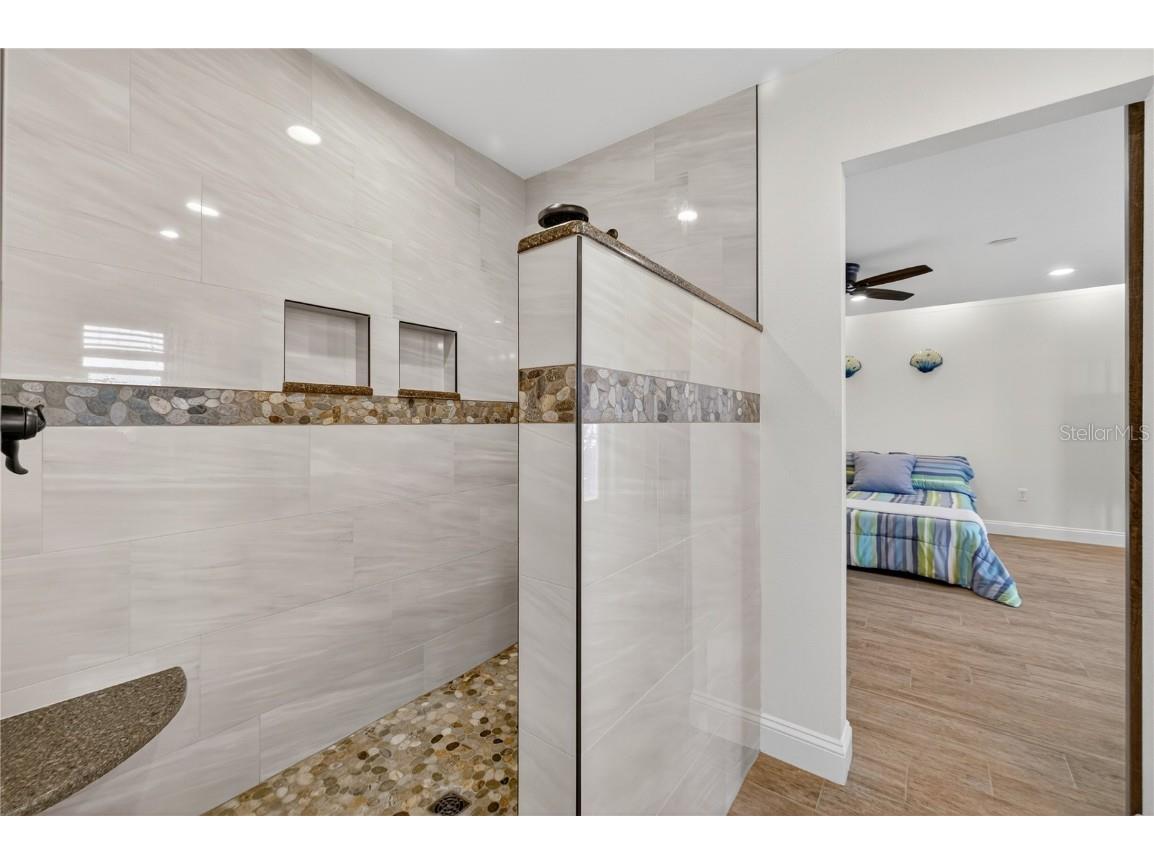 5124 South Shore Drive New Port Richey FL 34652 W7880289 image41