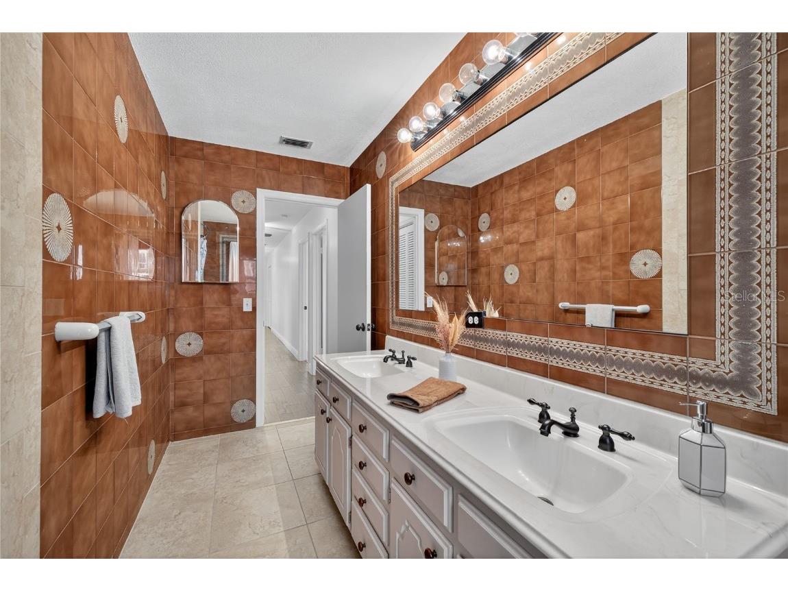 5124 South Shore Drive New Port Richey FL 34652 W7880289 image54