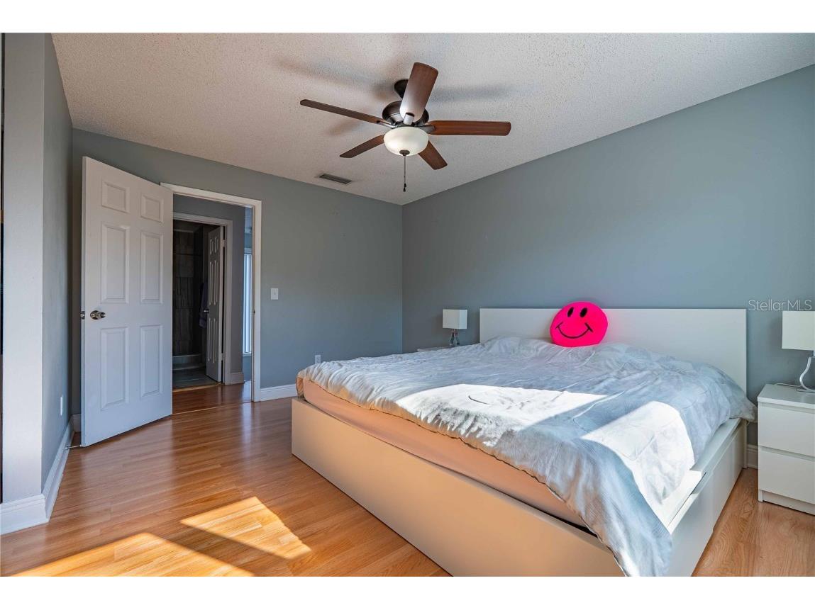 5124 Springwood Drive Tampa FL 33624 TB8450816 image18