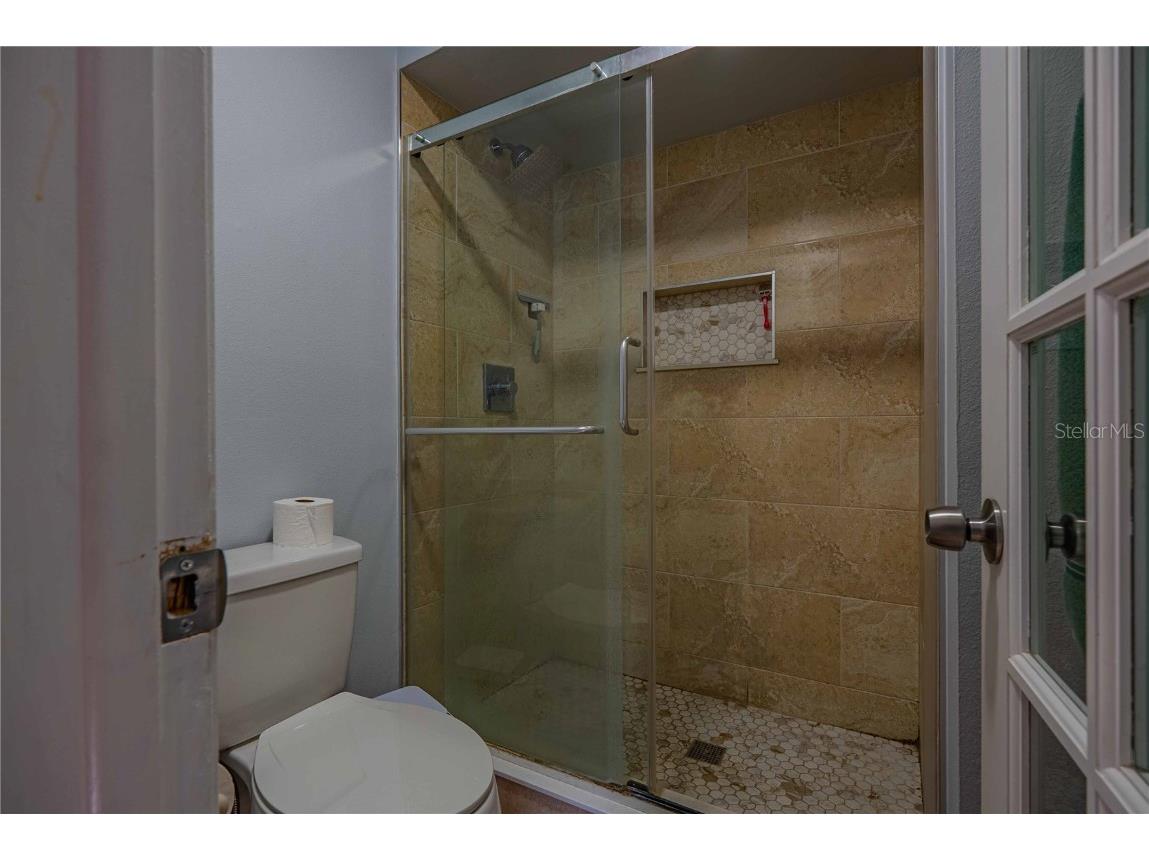 5124 Springwood Drive Tampa FL 33624 TB8450816 image21