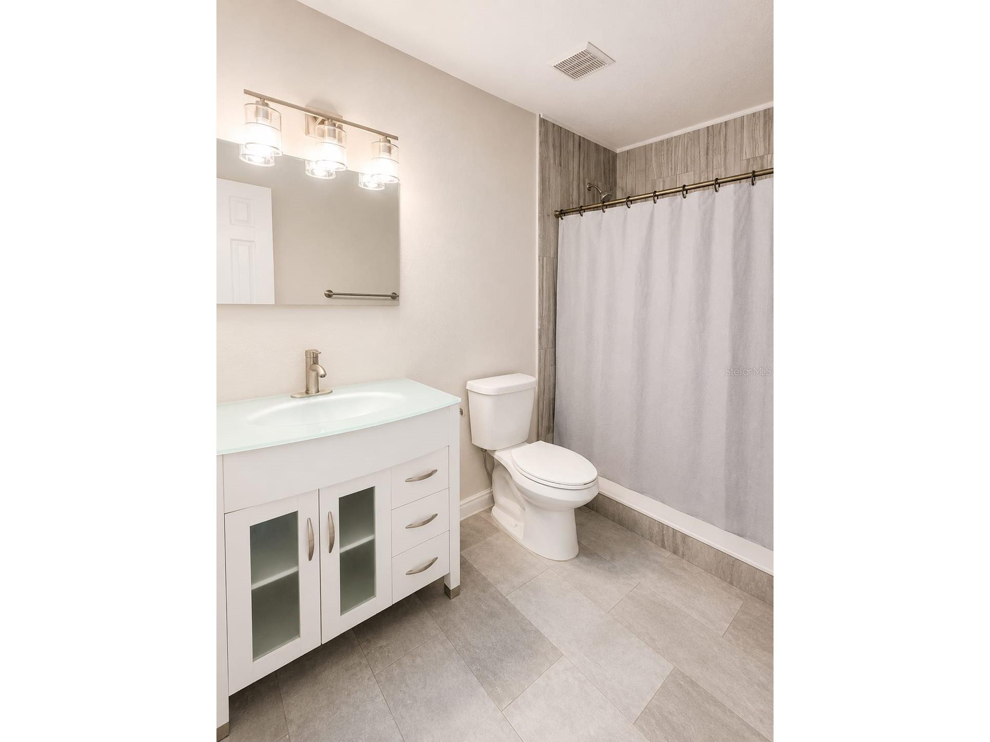 5124 Springwood Drive Tampa FL 33624 TB8512038 image15