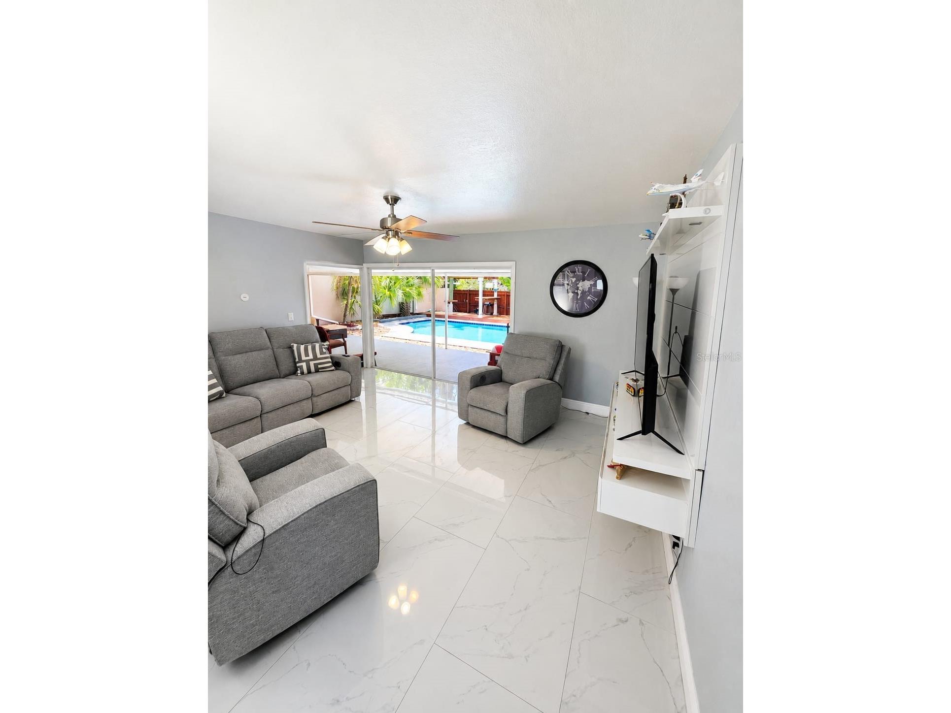 5124 Springwood Drive Tampa FL 33624 TB8512038 image2