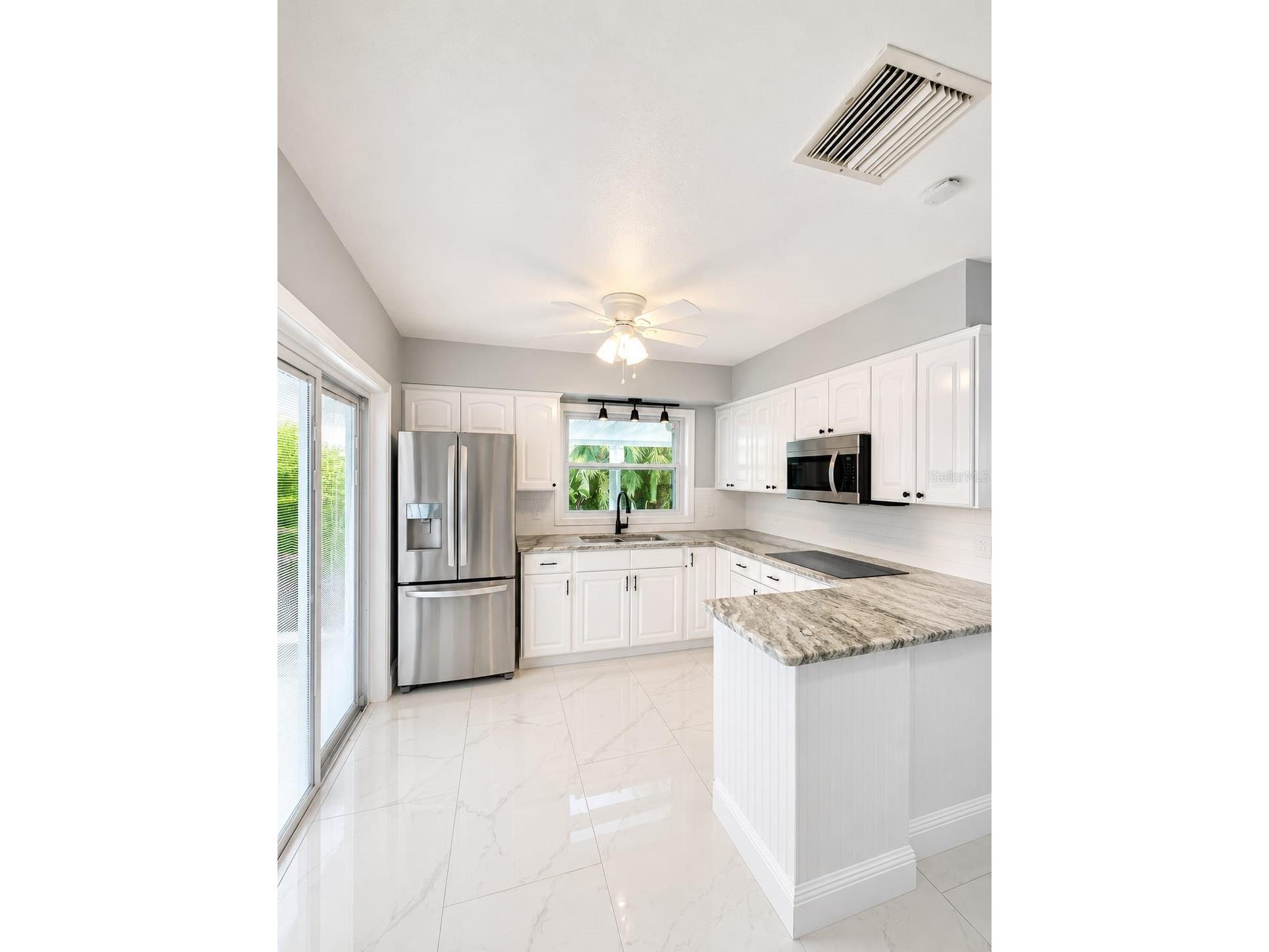 5124 Springwood Drive Tampa FL 33624 TB8512038 image6