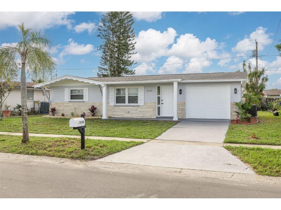 5124 Tammy Lane Holiday FL 34690 TB8319658 image1