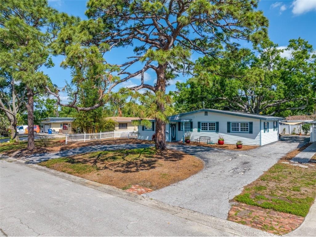 5125 33rd Terrace N Saint Petersburg FL 33710 TB8374131 image1