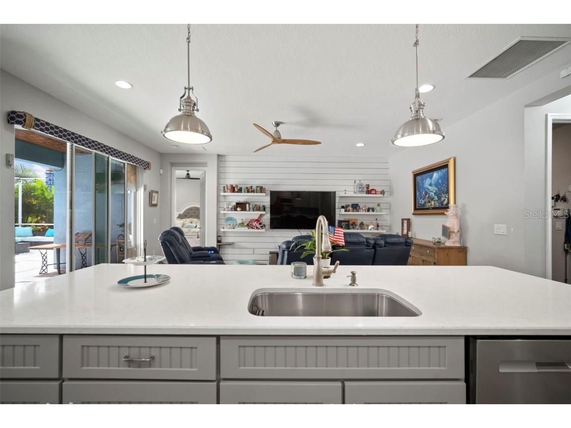 5125 Admiral Pointe Drive Apollo Beach FL 33572 TB8424462 image20