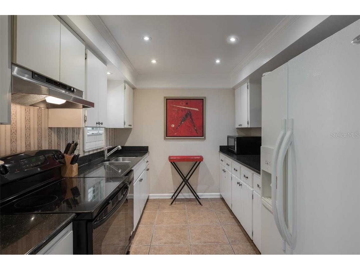 5125 Gulf Of Mexico Drive #4 Longboat Key FL 34228 - GULF OF MEXICO A4645905 image12