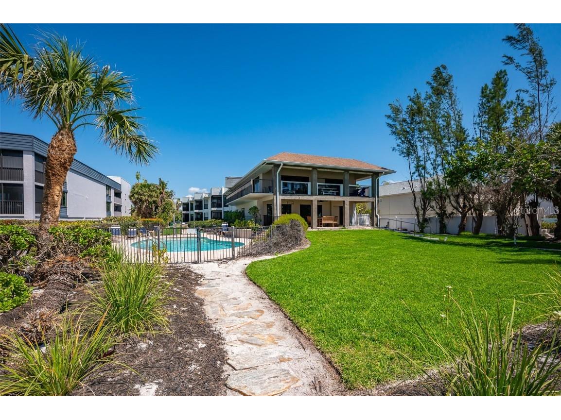 5125 Gulf Of Mexico Drive #4 Longboat Key FL 34228 - GULF OF MEXICO A4645905 image42