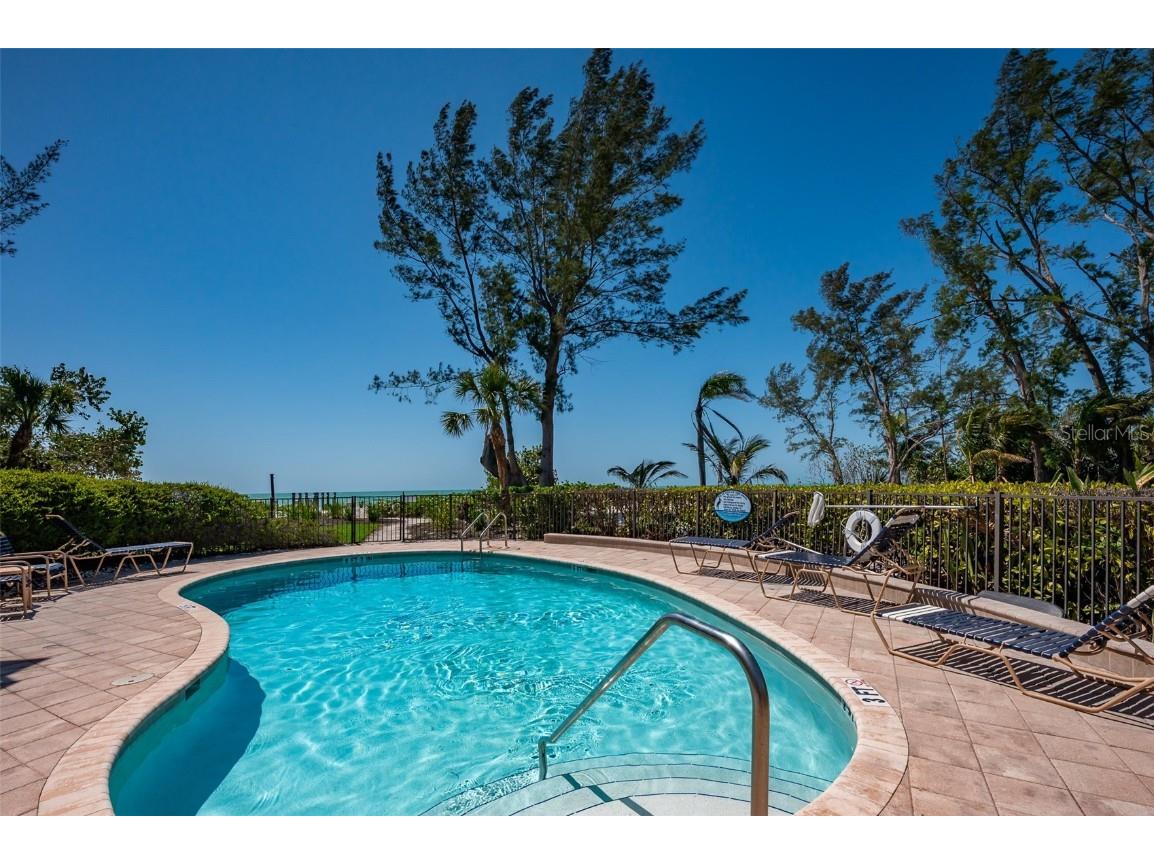 5125 Gulf Of Mexico Drive #4 Longboat Key FL 34228 - GULF OF MEXICO A4645905 image44