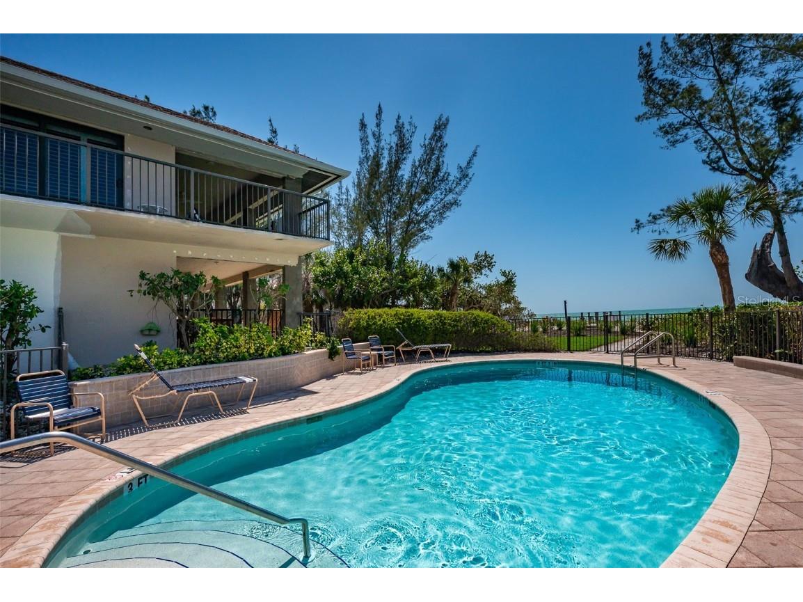 5125 Gulf Of Mexico Drive #4 Longboat Key FL 34228 - GULF OF MEXICO A4645905 image45