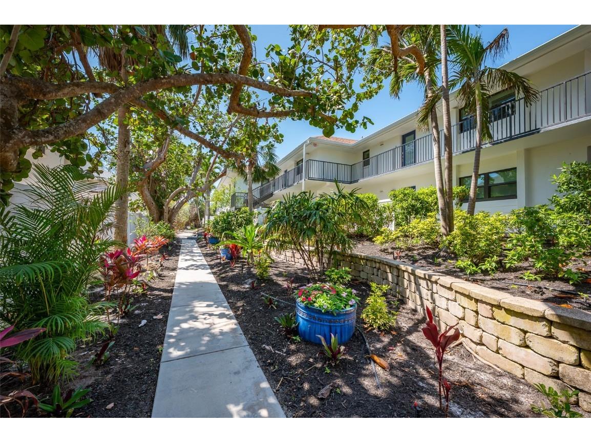 5125 Gulf Of Mexico Drive #4 Longboat Key FL 34228 - GULF OF MEXICO A4645905 image48