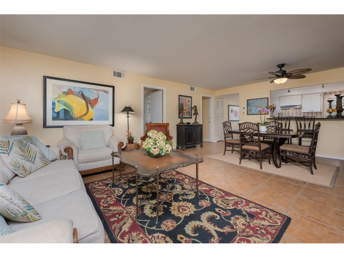 5125 Gulf Of Mexico Drive #4 Longboat Key FL 34228 - GULF OF MEXICO A4645905 image8