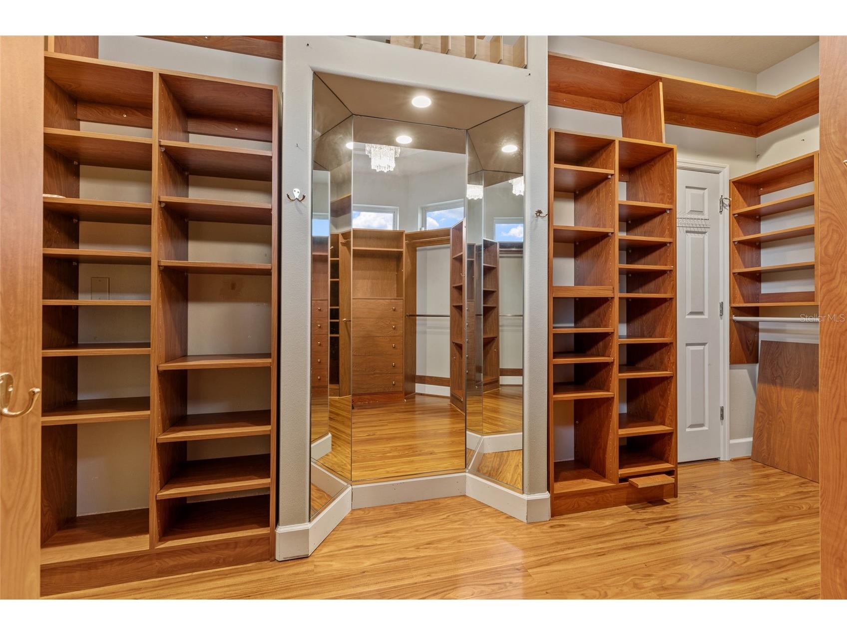 5125 Magnolia Pond Drive Sarasota FL 34233 TB8511616 image37