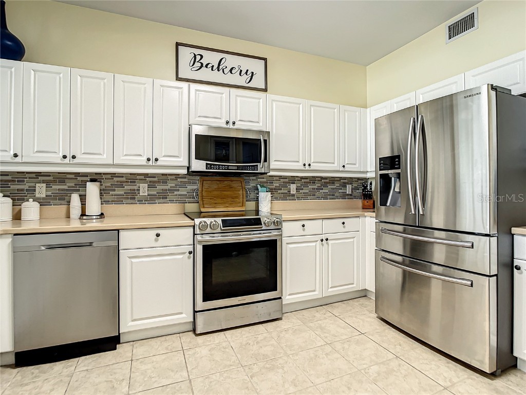 5125 Melbourne Street #E201 Punta Gorda FL 33980 C7517443 image16