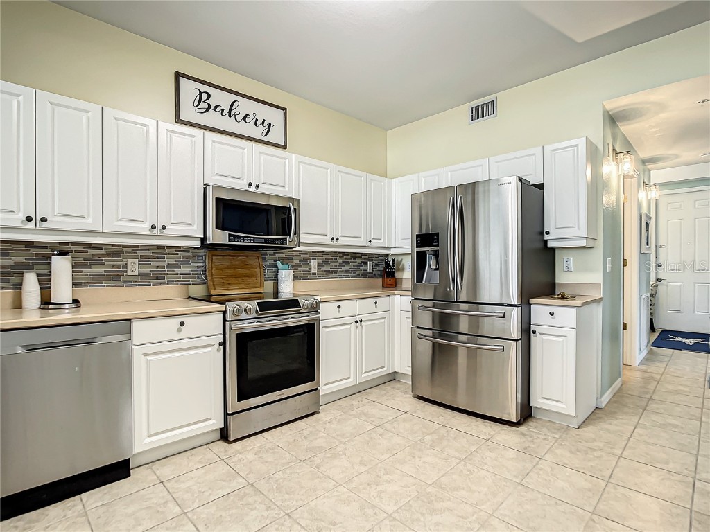 5125 Melbourne Street #E201 Punta Gorda FL 33980 C7517443 image17