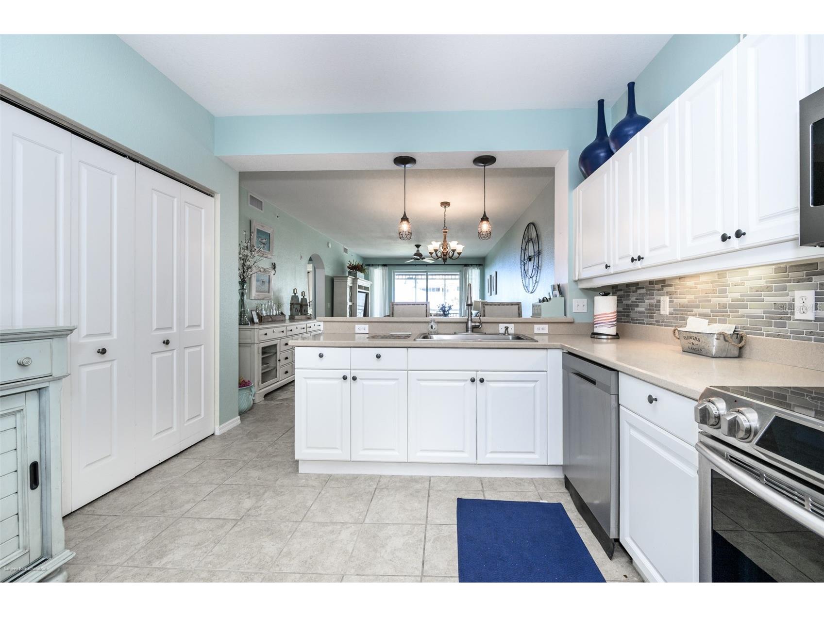 5125 Melbourne Street #E201 Punta Gorda FL 33980 C7526417 image15
