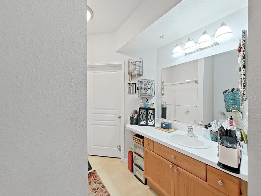 5125 Palm Springs Boulevard #11104 Tampa FL 33647 TB8441181 image36