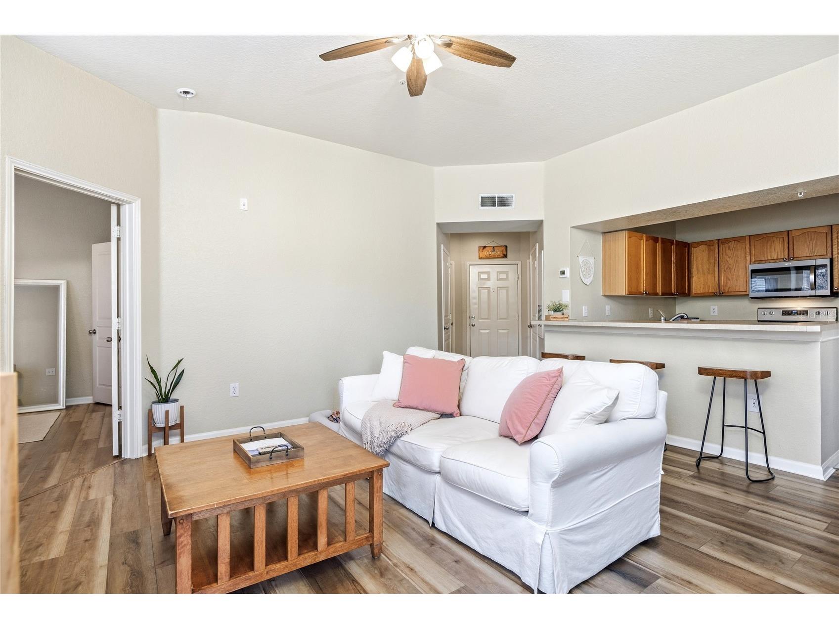 5125 Palm Springs Boulevard #1204 Tampa FL 33647 TB8523197 image6