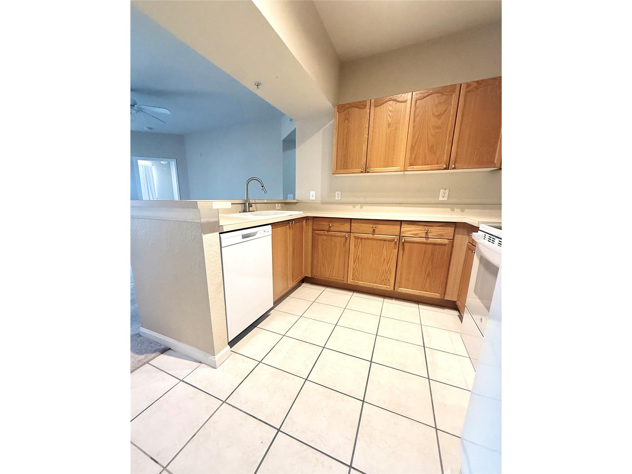 5125 Palm Springs Boulevard #13206 Tampa FL 33647 TB8480227 image13